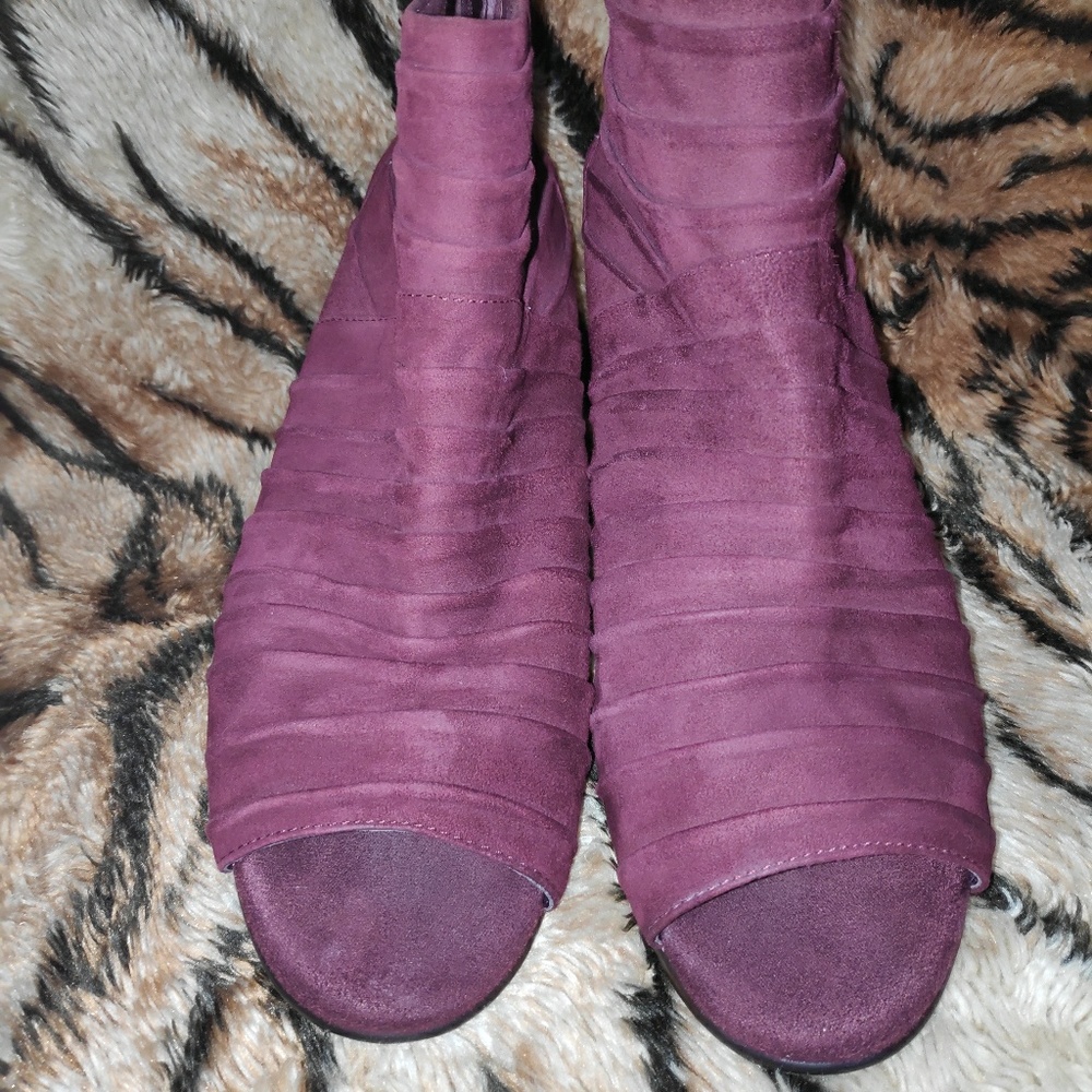 Aerosole booties 11